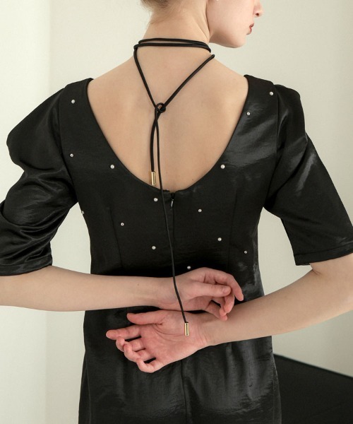 DONOBAN(ドノバン)の「【ANDRESD】pearl glow satin dress 結婚式 パーティードレス オケージョンドレス お呼ばれ 二次会 成人式 同窓会(ドレス・レディース・ブラック/ブロンズ・L/M/S)」の7枚目の写真