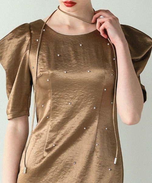 DONOBAN(ドノバン)の「【ANDRESD】pearl glow satin dress 結婚式 パーティードレス オケージョンドレス お呼ばれ 二次会 成人式 同窓会(ドレス・レディース・ブラック/ブロンズ・L/M/S)」の20枚目の写真