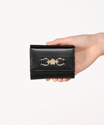 MARY QUANT 黒 三つ折り財布 MARY QUANT（マリークヮント） 財布 マリークワント エンブロデイジー