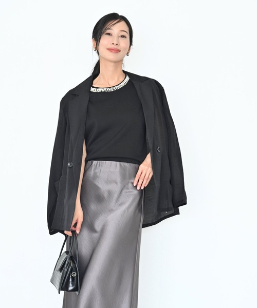 Ehre style(エーレスタイル)の「首元パールで お顔 映え服 立体袖Tシャツ(Tシャツ/カットソー・レディース・ホワイト/ブラック・FREE)」の11枚目の写真