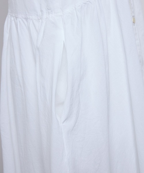 vent blanc(ヴァンブラン)の「vent blanc ヴァンブラン コットンローン ピンタック デザインシャツブラウス(ワンピース・レディース・ブラック/オフホワイト/インディゴブルー・FREE)」の14枚目の写真