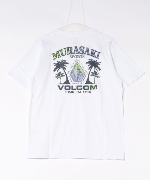 ムラサキスポーツ(ムラサキスポーツ)の「【ムラサキスポーツ限定】MURASAKI ムラサキ × VOLCOM ボルコム 半袖 Tシャツ バックプリント 90年代 BG05AU01(シャツ/ブラウス・メンズ・ホワイト/ライトグリーン/ブラック・M/L/XL)」の5枚目の写真