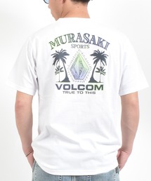 �����T�L�X�|�[�c(�����T�L�X�|�[�c)�́y�����T�L�X�|�[�c����zMURASAKI �����T�L × VOLCOM �{���R�� ���� T�V���c �o�b�N�v�����g 90�N�� BG05AU01(�V���c/�u���E�X)