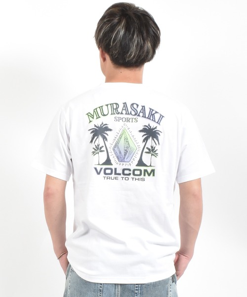 ムラサキスポーツ(ムラサキスポーツ)の「【ムラサキスポーツ限定】MURASAKI ムラサキ × VOLCOM ボルコム 半袖 Tシャツ バックプリント 90年代 BG05AU01(シャツ/ブラウス・メンズ・ホワイト/ライトグリーン/ブラック・M/L/XL)」の8枚目の写真