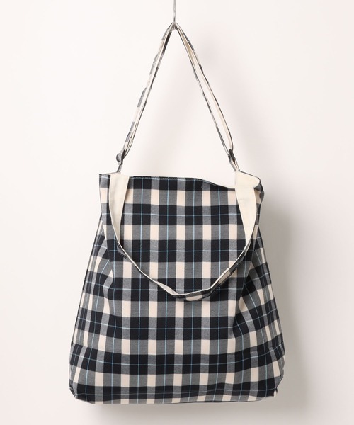apres jour mignon(アプレジュールミニョン)の「【apresjour mignon×ARIAZ】チェック柄BIGトートバッグ(トートバッグ・レディース・ブラック/ブルー/ネイビー・ONESIZE)」の4枚目の写真