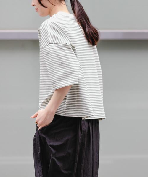 FORK&SPOON(フォークアンドスプーン)の「FORK&SPOON マルチボーダーTシャツ(Tシャツ/カットソー・レディース・レッド/グリーン/チャコールグレー・1)」の8枚目の写真
