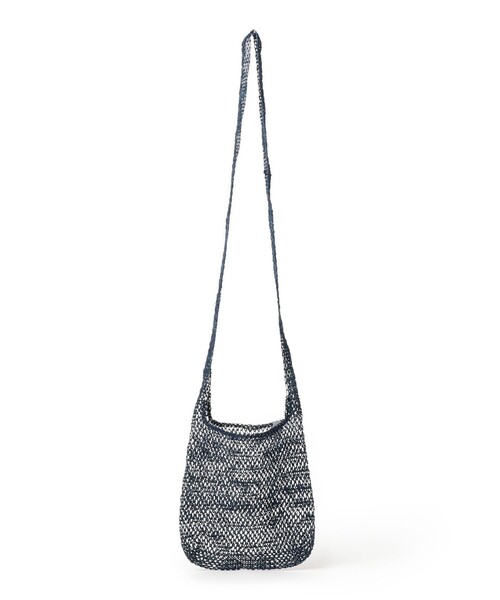 fennica（フェニカ）の「CREOLE / 葛手編み サコッシュ（ショルダーバッグ・レディース・ブラック/サックスブルー・ONE SIZE）」の2枚目の写真