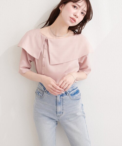 natural couture(ナチュラルクチュール)の「接触冷感マシンウォッシャブル防シワアシメネック半袖ブラウス(Tシャツ/カットソー・レディース・ピンク/その他2/その他1/ネイビー/サックスブルー・FREE)」の4枚目の写真