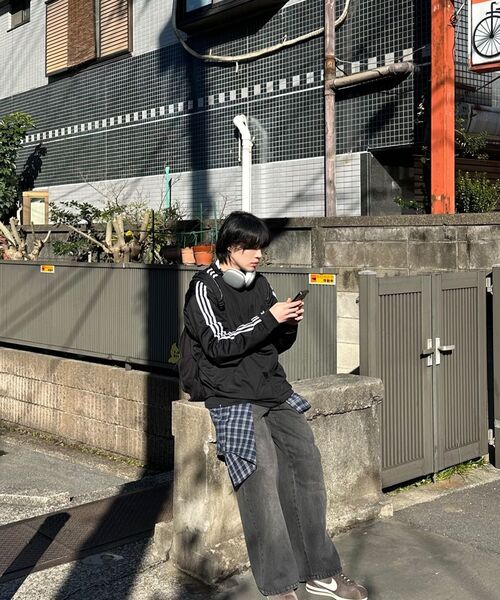 NOIRER(ノイア)の「ブラックキャットウォッシュワイドデニムパンツ(ブラック)(デニムパンツ・メンズ・その他・52/50)」の10枚目の写真
