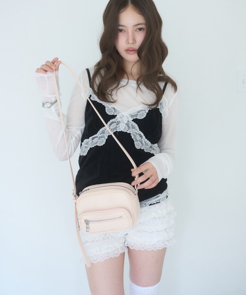 Smyeon(スミョン)の「Compact design shoulder bag/コンパクトデザインショルダーバッグ(ショルダーバッグ・レディース・ブラック/ミント/ライトブルー/ベビーピンク・FREE)」の12枚目の写真