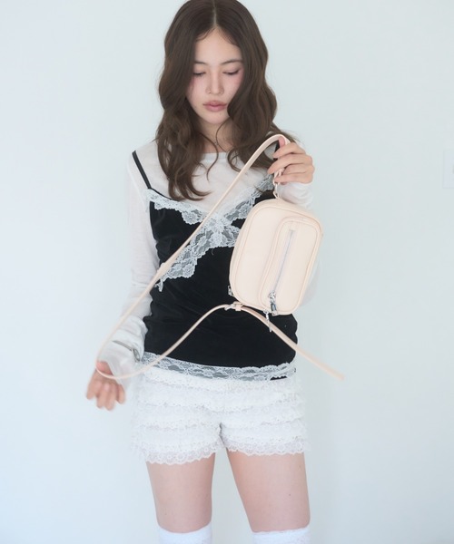 Smyeon(スミョン)の「Compact design shoulder bag/コンパクトデザインショルダーバッグ(ショルダーバッグ・レディース・ブラック/ミント/ライトブルー/ベビーピンク・FREE)」の13枚目の写真