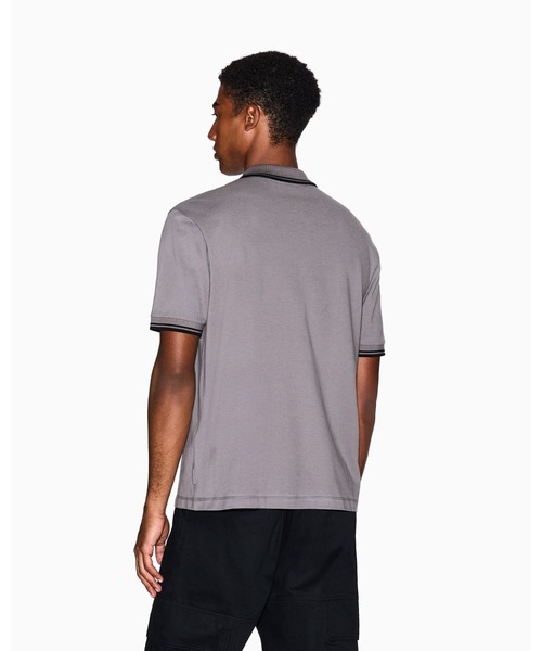 ARMANI EXCHANGE(アルマーニエクスチェンジ)の「【A|X アルマーニ エクスチェンジ】AXロゴ コットンピケ 半袖ポロシャツ/REGULAR(ポロシャツ・メンズ・チャコールグレー×ブラック・X-SMALL/LARGE)」の2枚目の写真