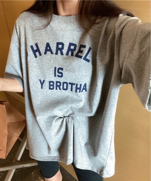 center i（センターアイ）の「カレッジロゴオーバーサイズTシャツ 夏用半袖トップス（Tシャツ/カットソー・レディース・ネイビー/ピンク/グレー/ホワイト・FREE）」の3枚目の写真