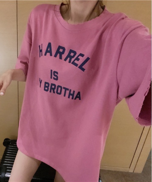 center i（センターアイ）の「カレッジロゴオーバーサイズTシャツ 夏用半袖トップス（Tシャツ/カットソー・レディース・ネイビー/ピンク/グレー/ホワイト・FREE）」の4枚目の写真