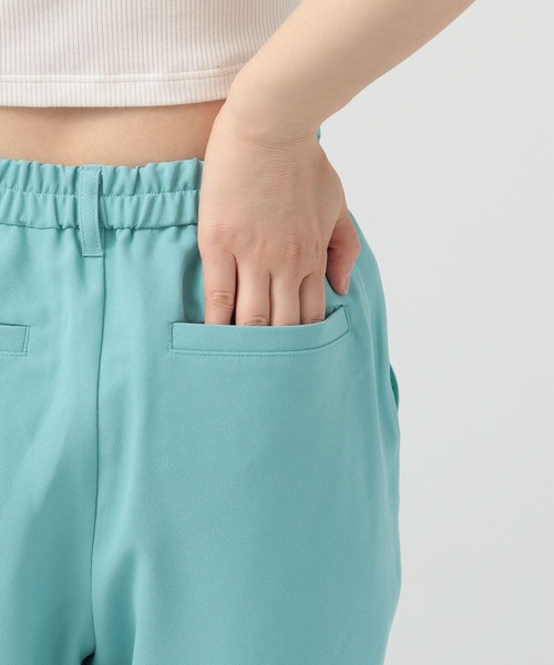BAYFLOW（ベイフロー）の「[接触冷感/UVカット/防シワ機能]ファンクションスリットパンツ（その他パンツ・レディース・ブルー/ブラック・MEDIUM/SMALL）」の5枚目の写真