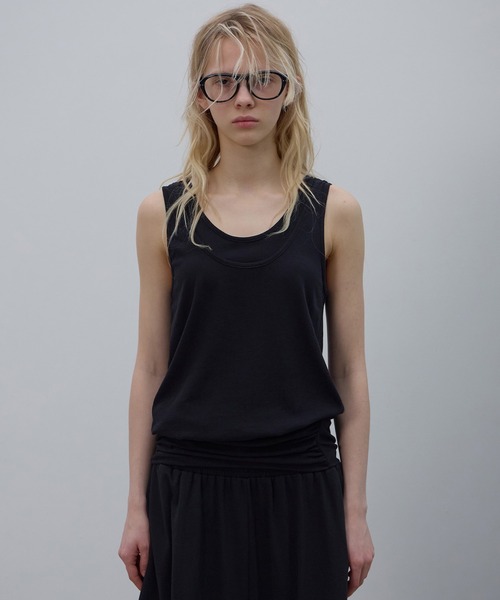 LCDC TM(エルシーディーシーティーエム)の「SHAPED HEM TANK TOP(タンクトップ・レディース・ブラック/グレー・S/M)」の2枚目の写真