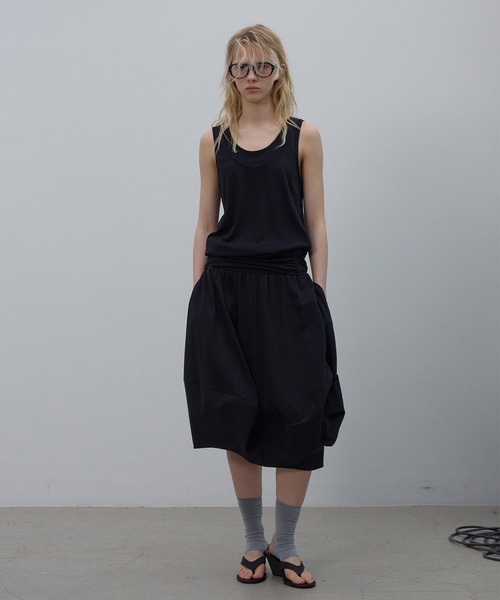 LCDC TM(エルシーディーシーティーエム)の「SHAPED HEM TANK TOP(タンクトップ・レディース・ブラック/グレー・S/M)」の4枚目の写真