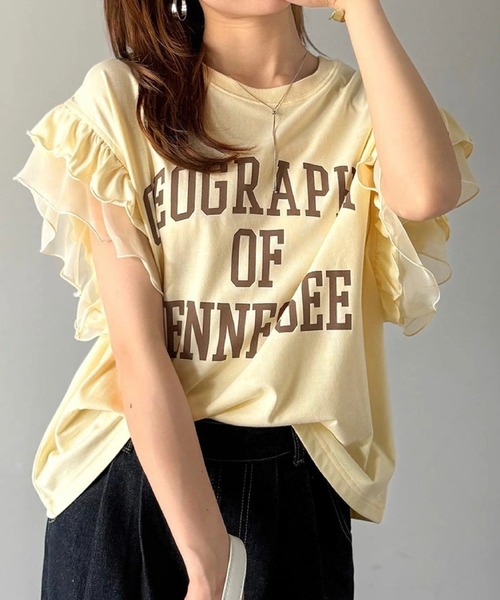 2ly2(トゥーリートゥー)の「フリルスリーブロゴTシャツ レディース カジュアルトップス(Tシャツ/カットソー・レディース・グレー/イエロー/ホワイト・FREE)」の3枚目の写真