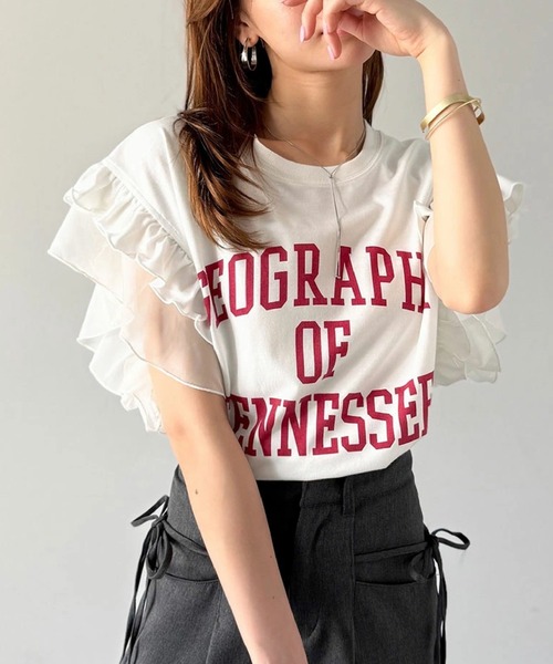 2ly2(トゥーリートゥー)の「フリルスリーブロゴTシャツ レディース カジュアルトップス(Tシャツ/カットソー・レディース・グレー/イエロー/ホワイト・FREE)」の4枚目の写真