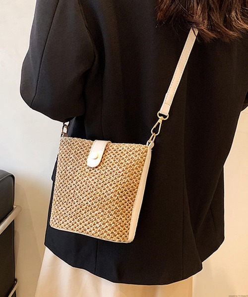 TONE SELECT GOODS（トーンセレクトグッズ）の「Liaa/かご風 編み ショルダーバッグ A18818（ショルダーバッグ・レディース・ホワイト/ブラウン/ブラック・FREE）」の9枚目の写真