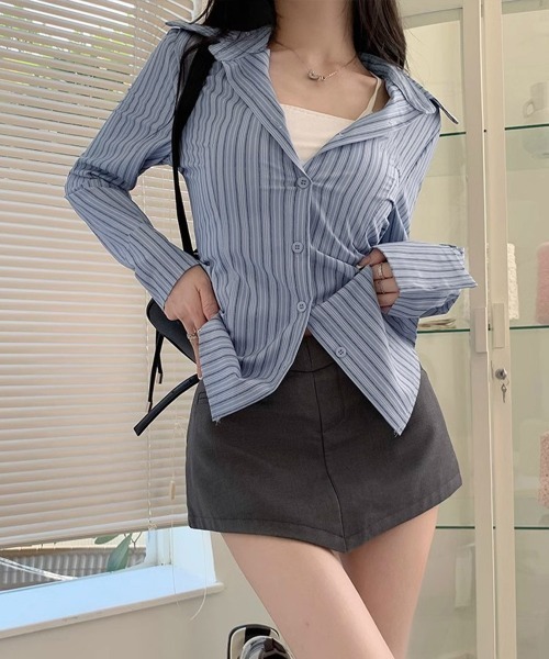 Miniministore(ミニミニストア)の「きれいめ襟付き ストライプ柄 長袖シャツ(シャツ/ブラウス・レディース・ブルーグレー・M/L)」の3枚目の写真