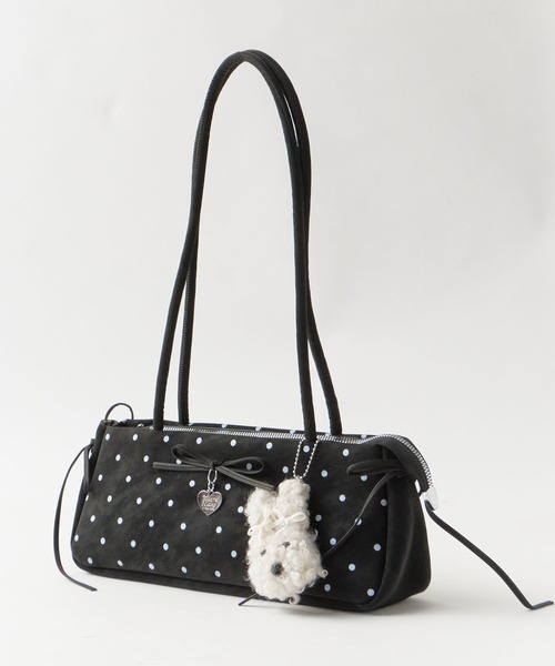 Chick(チック)の「Dot Ribbon Square Shoulder Bag with Charm / チャーム付き ドット柄 リボン スクエア ショルダーバッグ 横長 ガーリー フェミニン レディース 秋 秋服 2026年秋冬(ショルダーバッグ・レディース・ホワイト/ブラック/レッド・FREE)」の13枚目の写真