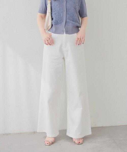 natural couture（ナチュラルクチュール）の「ゆるストレートストレッチセルフカットデニム（デニムパンツ・レディース・ブルー/サックスブルー/オフホワイト・SMALL/MEDIUM/LARGE）」の5枚目の写真