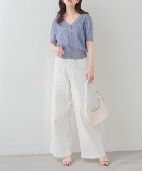natural couture（ナチュラルクチュール）の「ゆるストレートストレッチセルフカットデニム（デニムパンツ・レディース・ブルー/サックスブルー/オフホワイト・SMALL/MEDIUM/LARGE）」の6枚目の写真