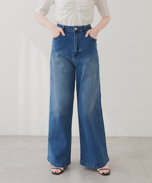 natural couture（ナチュラルクチュール）の「ゆるストレートストレッチセルフカットデニム（デニムパンツ・レディース・ブルー/サックスブルー/オフホワイト・SMALL/MEDIUM/LARGE）」の19枚目の写真