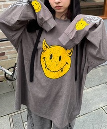 DEVIL SMILE トップス