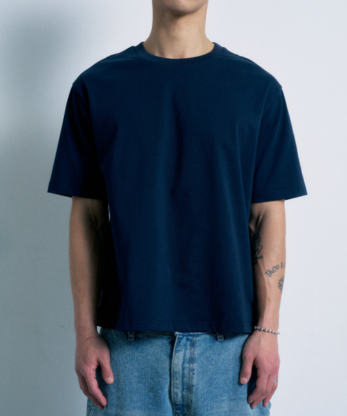 FERNOV(ペルノブ)の「エッセンシャル半袖Tシャツ5色(Tシャツ/カットソー・メンズ・ホワイト/ブラック/グレー/チャコール/ネイビー・1/2/3/4/5)」の6枚目の写真