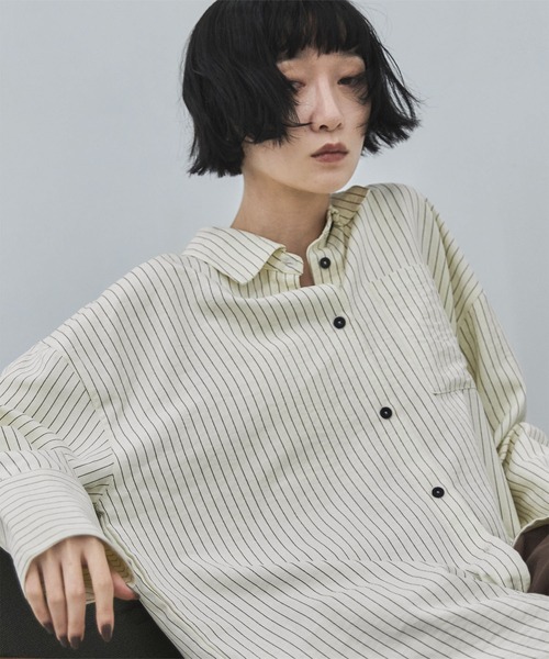 feepur(フェピュール)の「ビンテージライクストライプシャツ(シャツ/ブラウス・レディース・チャコールグレー/アイボリー・MEDIUM)」の4枚目の写真
