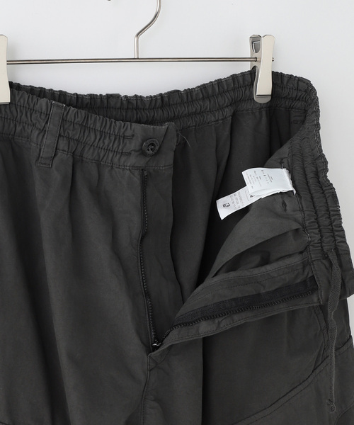 C.P. COMPANY(シーピーカンパニー)の「C.P.Company / シーピーカンパニー MICRO-REPS BOXY LENS CARGO(カーゴパンツ・メンズ・ブラック・46/48)」の3枚目の写真