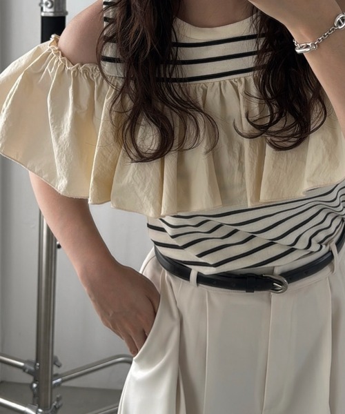 WILLFULLY(ウィルフリー)の「convertible shoulder frill border tops(Tシャツ/カットソー・レディース・アイボリー/ブラック/ブラウン・FREE)」の5枚目の写真