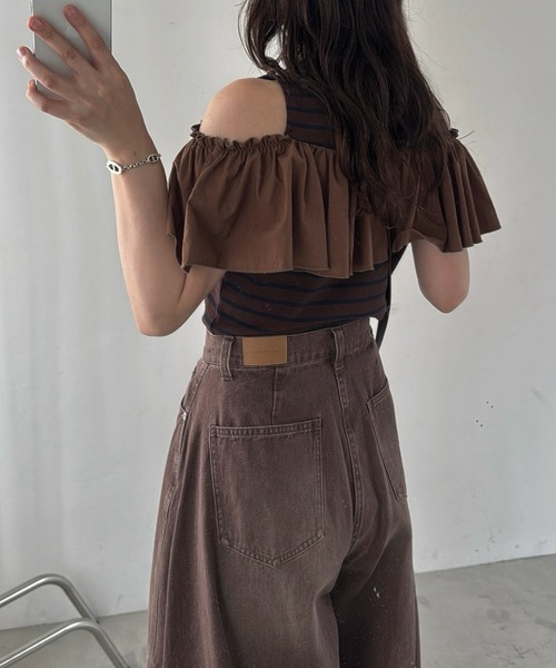 WILLFULLY(ウィルフリー)の「convertible shoulder frill border tops(Tシャツ/カットソー・レディース・アイボリー/ブラック/ブラウン・FREE)」の4枚目の写真