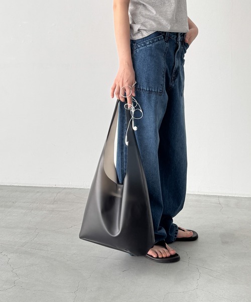 CANAL JEAN(キャナルジーン)の「El mar ジェリーショルダーバッグ(ショルダーバッグ・レディース・アイボリー/ブラック・ONE SIZE)」の8枚目の写真