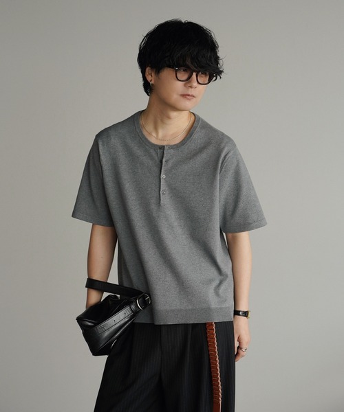 WYM LIDNM(ウィム バイ リドム)の「T/C COMPACT KNIT HENLEY TEE(Tシャツ/カットソー・メンズ・ブラック/ライトグレー/グレー・M/S/L)」の19枚目の写真
