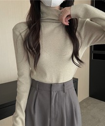 タートルネック タイト長袖ニット