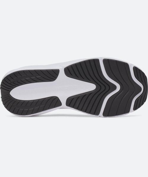 UNDER ARMOUR（アンダーアーマー）の「UAサージ5 エクストラワイド（ランニング/メンズ）（スニーカー・メンズ・ブラック・26.5cm/29.0cm/27.0cm/28.5cm/26.0cm/30.0cm/28.0cm/25.0cm/29.5cm/25.5cm/27.5cm）」の5枚目の写真