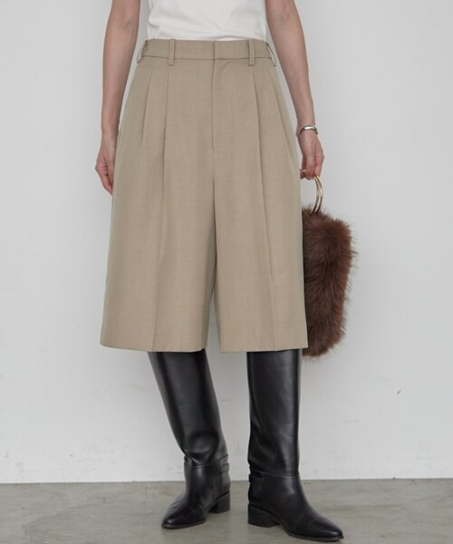 LOUNGEDRESS(ラウンジドレス)の「《セットアップ可》タックハーフパンツ(その他パンツ・レディース・ベージュ・36/38)」の5枚目の写真