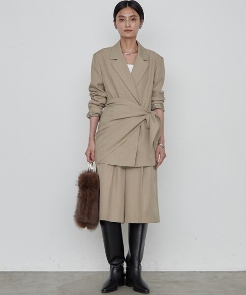 LOUNGEDRESS(ラウンジドレス)の「《セットアップ可》タックハーフパンツ(その他パンツ・レディース・ベージュ・36/38)」の12枚目の写真
