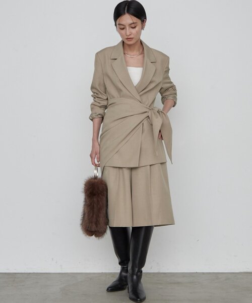 LOUNGEDRESS(ラウンジドレス)の「《セットアップ可》タックハーフパンツ(その他パンツ・レディース・ベージュ・36/38)」の13枚目の写真