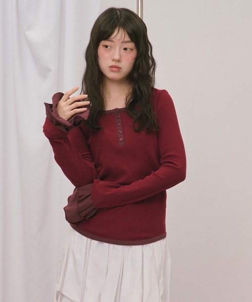 loin nuit(ロワンニュイ)の「bell sleeve rib tops / ベルスリーブリブトップス(Tシャツ/カットソー・レディース・ブラック/ボルドー/グレー/カーキ/アイボリー・FREE)」の7枚目の写真