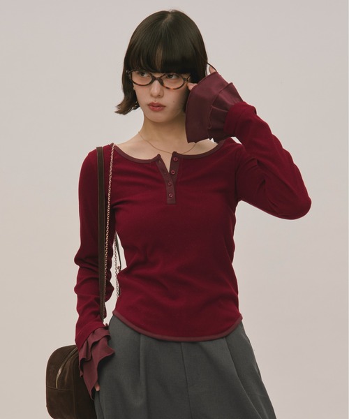 loin nuit(ロワンニュイ)の「bell sleeve rib tops / ベルスリーブリブトップス(Tシャツ/カットソー・レディース・ブラック/ボルドー/グレー/カーキ/アイボリー・FREE)」の14枚目の写真
