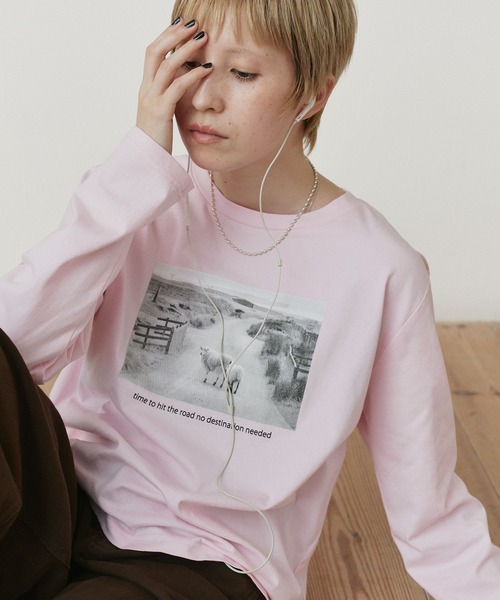 ad thie(アドティエ)の「アソート フォトプリント ロンT(Tシャツ/カットソー・レディース・ブラック/ピンク/ブラウン/オフホワイト・FREE)」の1枚目の写真