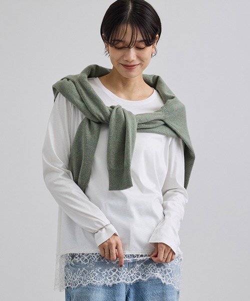 SALON adam et rope'（サロン アダム エ ロペ）の「【WEB限定】ヘムレースプルオーバーカットソー（Tシャツ/カットソー・レディース・オフホワイト/ブラック・FREE）」の14枚目の写真