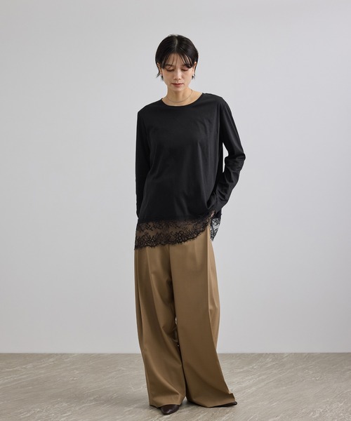SALON adam et rope'（サロン アダム エ ロペ）の「【WEB限定】ヘムレースプルオーバーカットソー（Tシャツ/カットソー・レディース・オフホワイト/ブラック・FREE）」の16枚目の写真