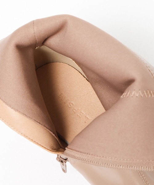 LEPSIM(レプシィム)の「ソフトリラックスローヒールブーツ 1067407(ブーツ・レディース・ベージュ/ブラック・LARGE/MEDIUM)」の16枚目の写真