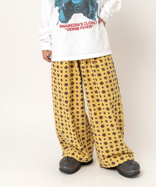 RNA(アールエヌエー)の「R4498 スモールパターンイージーパンツ(その他パンツ・レディース・マスタード/ライトグリーン・MEDIUM)」の1枚目の写真