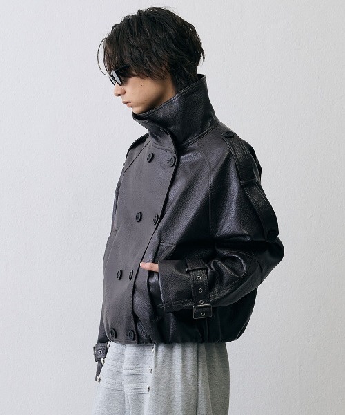 Shoowtime(ショウタイム)の「High Neck Double Breasted Leather Military Faux Pea Coat / ハイネックダブルブレステッドフェイクレザーミリタリーPコート(ピーコート・メンズ・ダークブラウン/ブラック・X-LARGE/LARGE/MEDIUM/SMALL)」の18枚目の写真